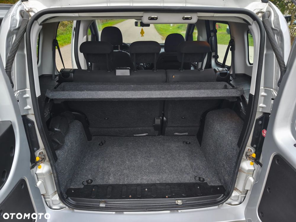 Fiat Qubo - 18