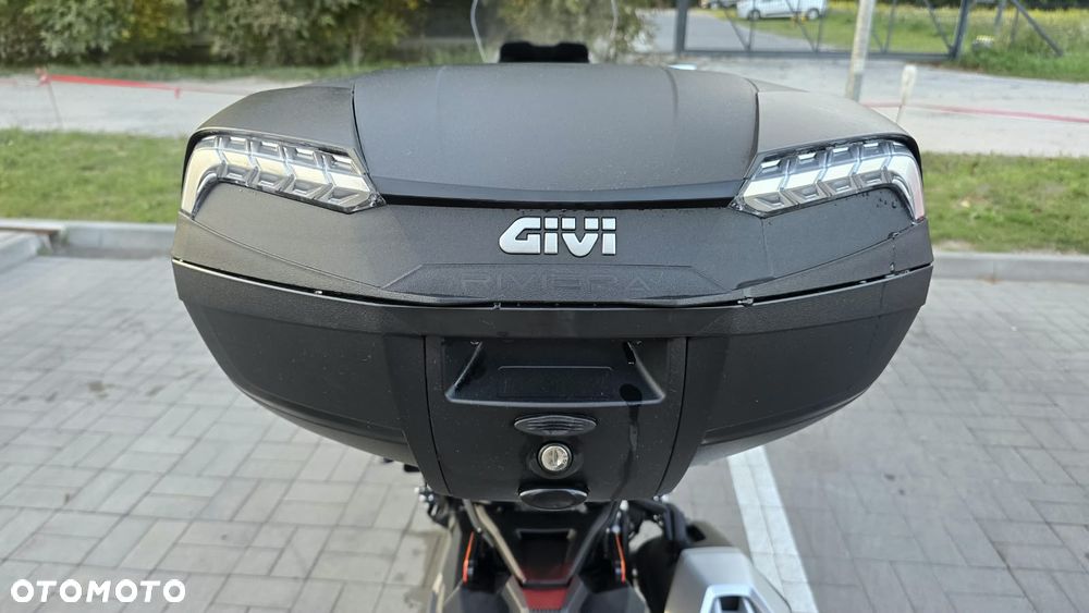 Kymco CV3 - 16
