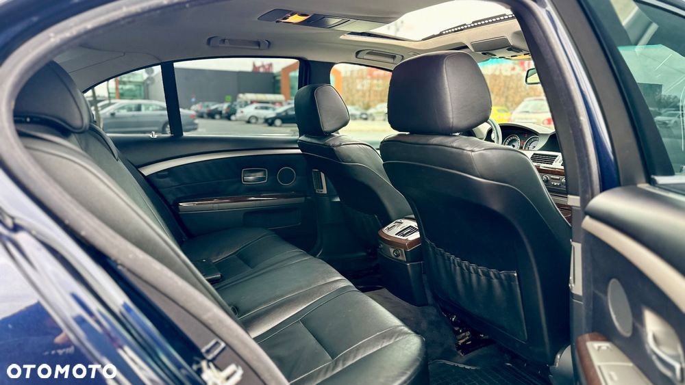 BMW Seria 7 - 14