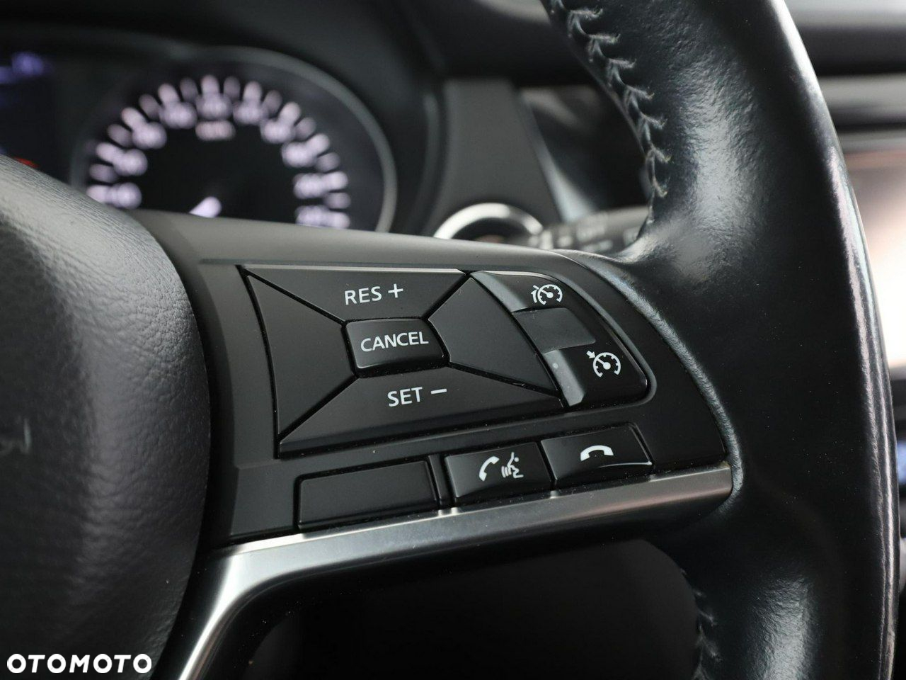 Nissan Qashqai 1.2 DIG-T N-Connecta - 28