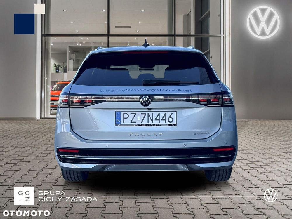 Volkswagen Passat - 5