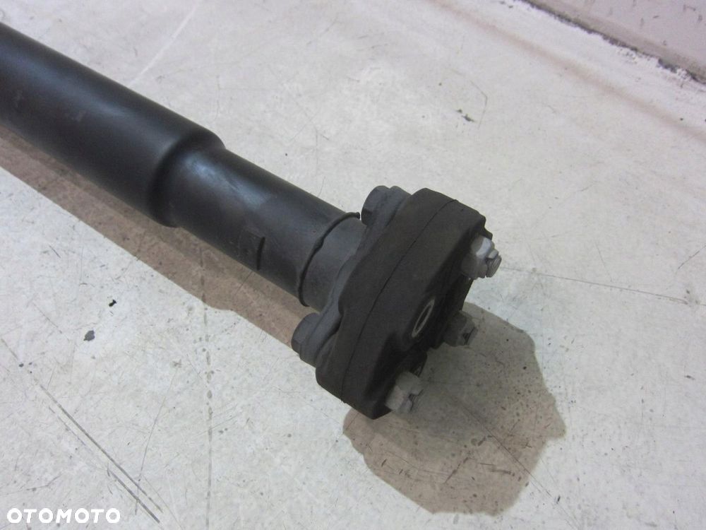 BMW X1 F48 F40 F46 WAŁ NAPĘDOWY TYLNY TYŁ 8605878 8844285 26108605878 - 8