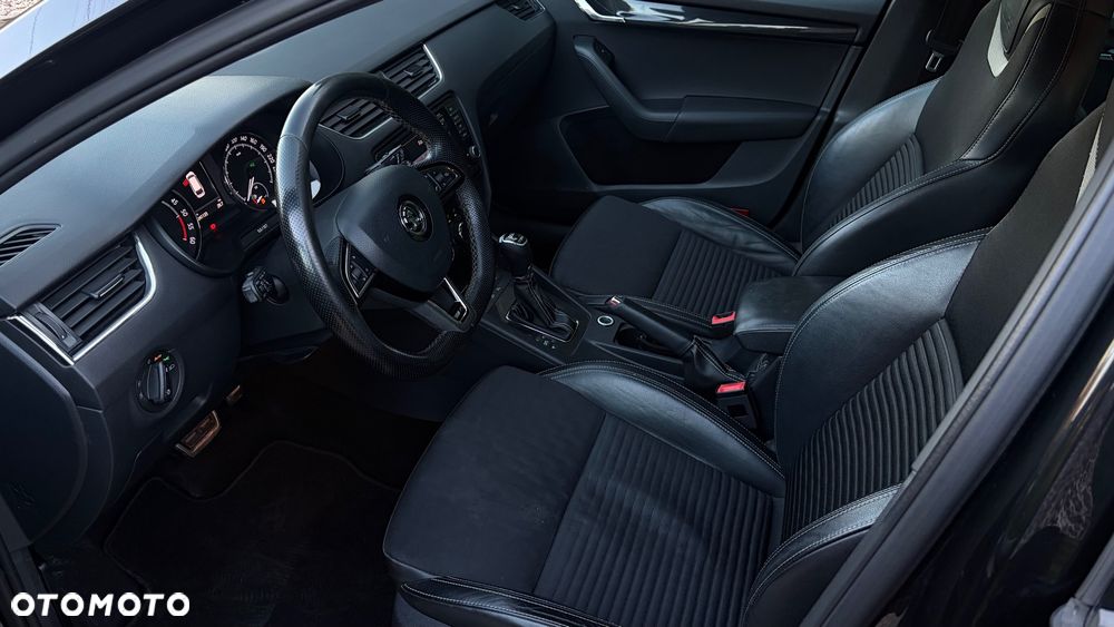 Skoda Octavia 2.0 TDI RS DSG - 8