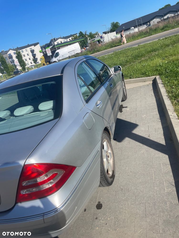 Mercedes-Benz Klasa C - 31