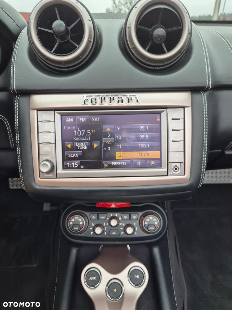 Ferrari California - 32