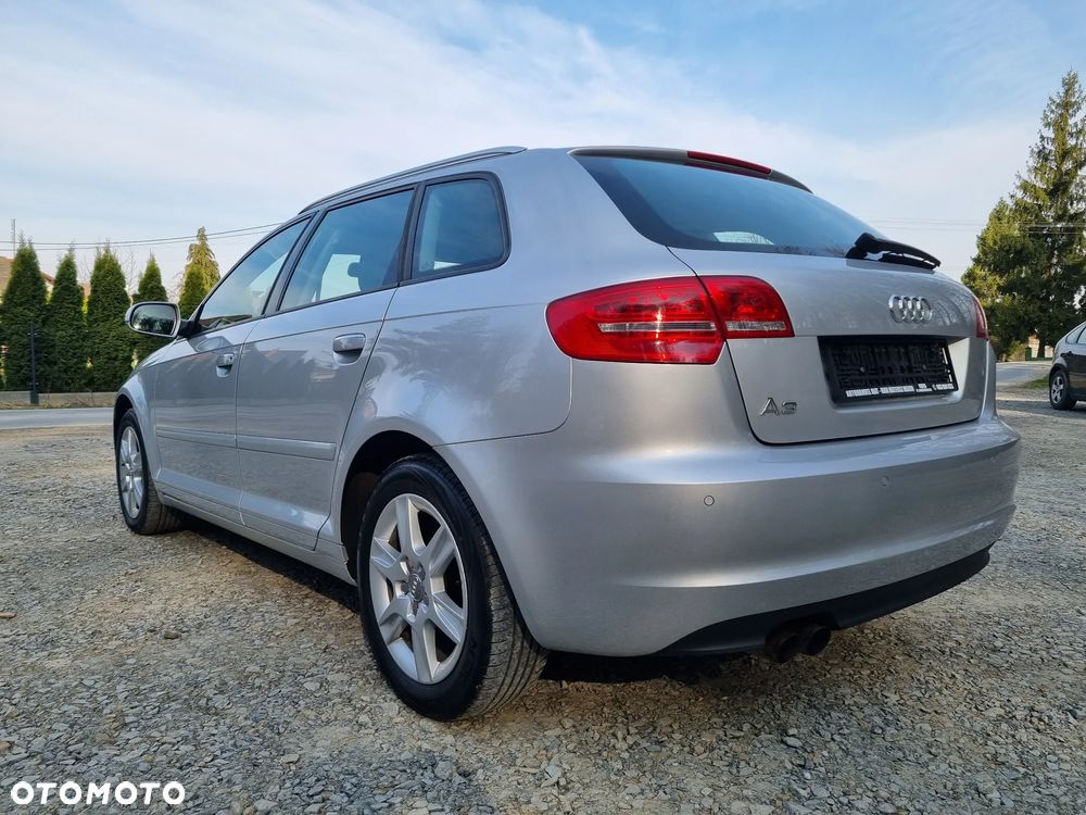 Audi A3 Sportback 1.4 TFSI Ambiente - 5