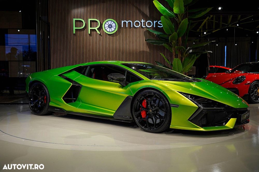 Lamborghini Revuelto - 3