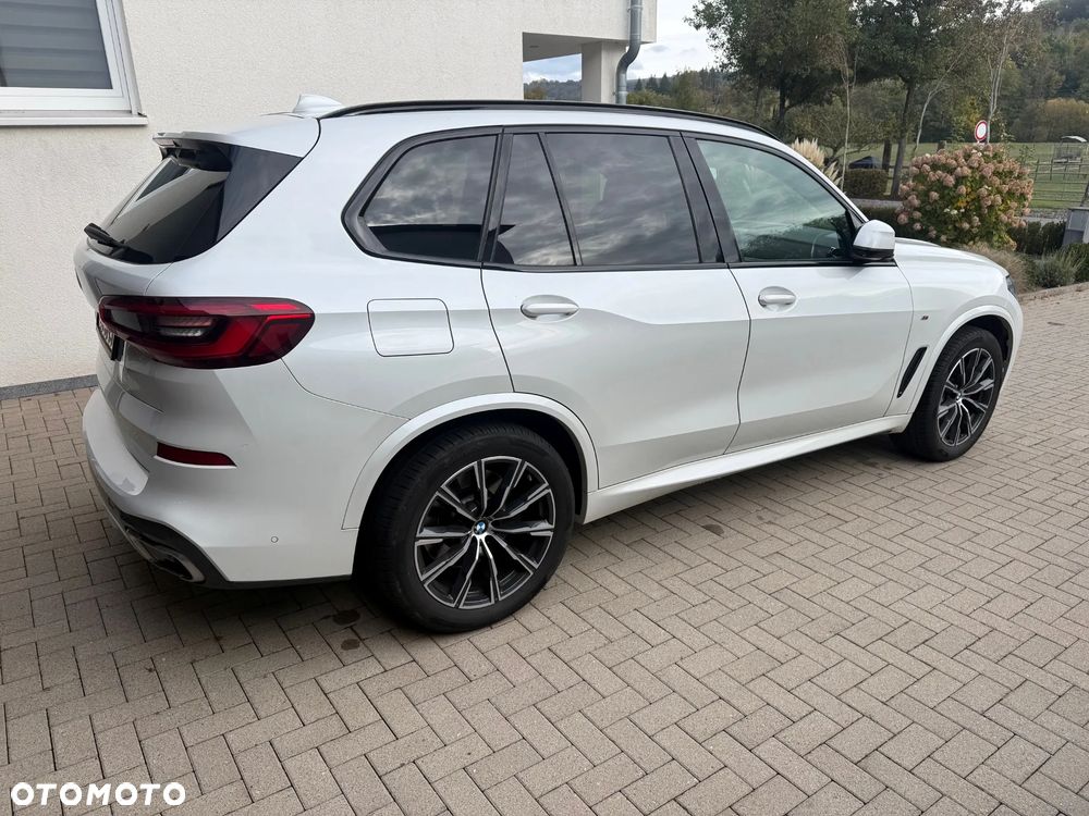 BMW X5 2019 photo 4