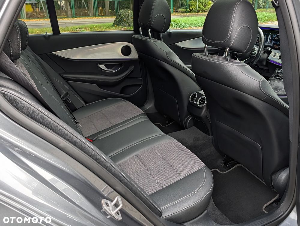 Mercedes-Benz Klasa E 220 d 9G-TRONIC Avantgarde - 22