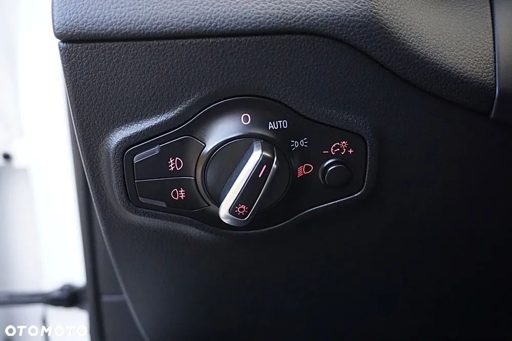 Audi Q5 2.0 TDI quattro - 30