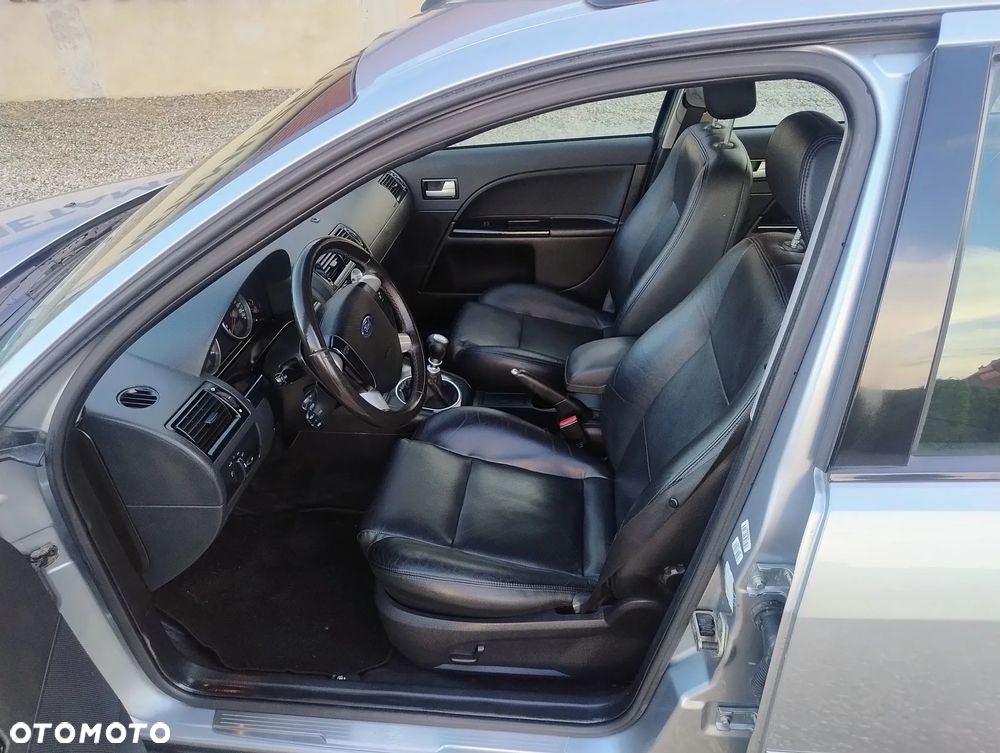 Ford Mondeo 2.0 Ghia - 8