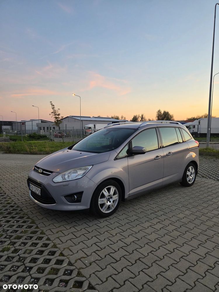 Ford Grand C-MAX - 1