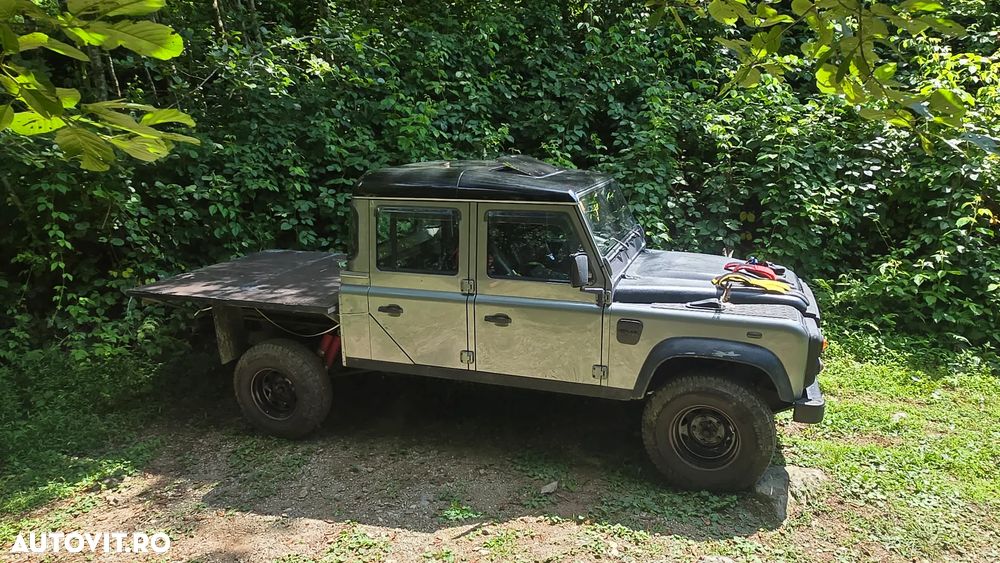 Land Rover Defender - 14