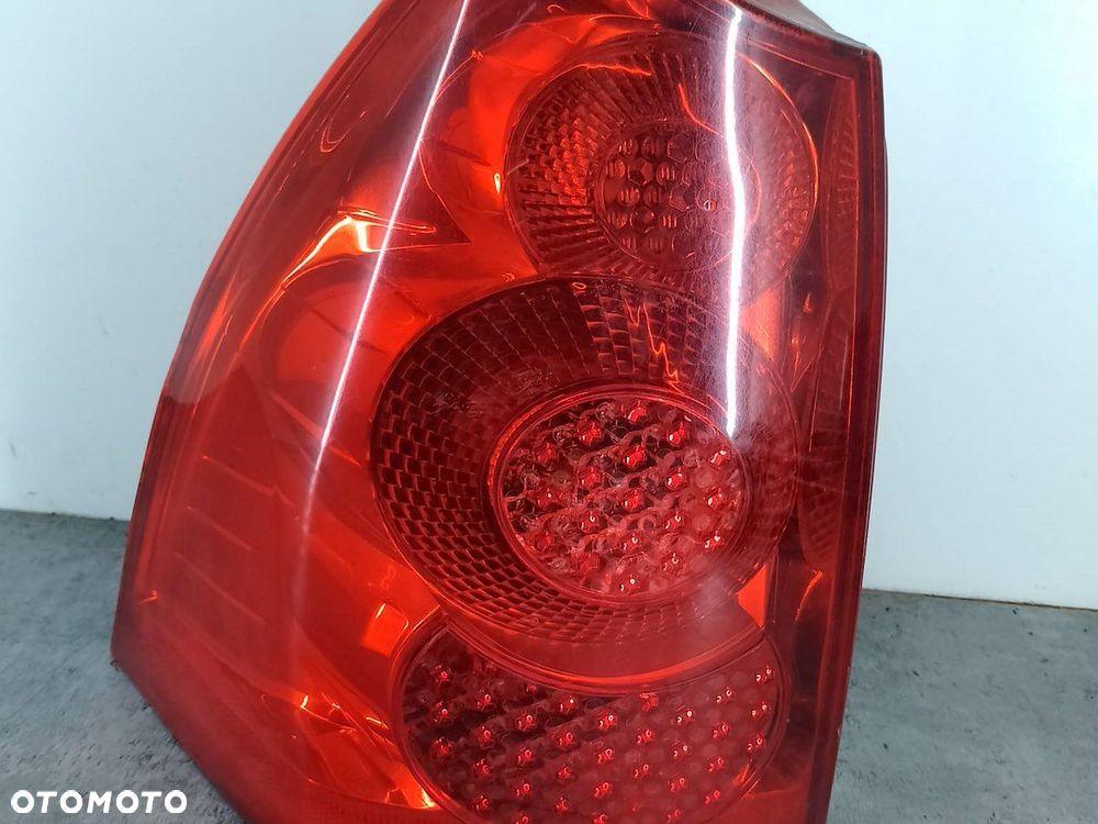 LAMPA TYLNA LEWA PEUGEOT 307 SW FL KOMBI - 1