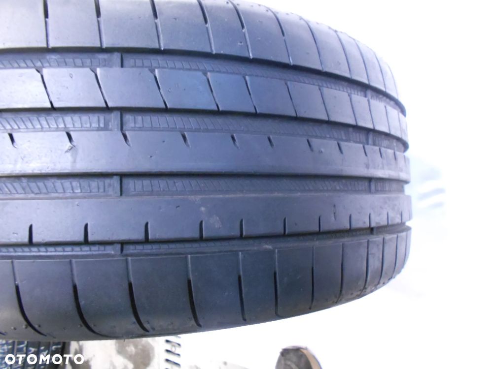 OPONA POJEDYNKA  245/40R19 GOODYEAR EAGLE F1 ASYMMETRIC 5 DOT 1521 7.4MM - 2