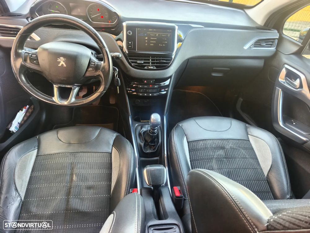 Peugeot 2008 e-HDi FAP 115 STOP & START Allure - 23