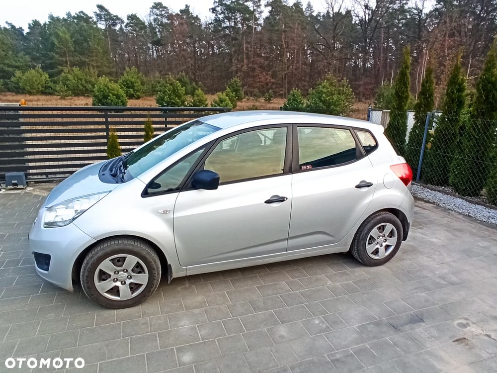 Kia Venga 1.4 CRDi L - 12