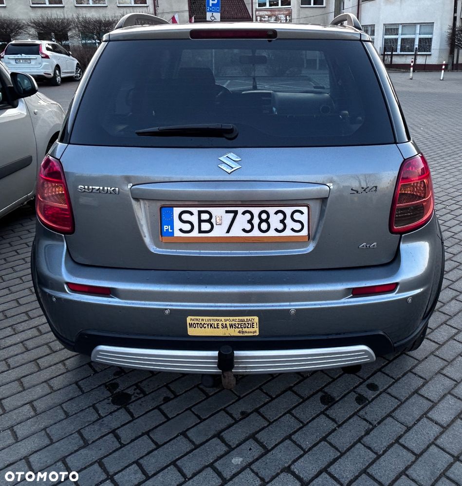 Suzuki SX4 - 4