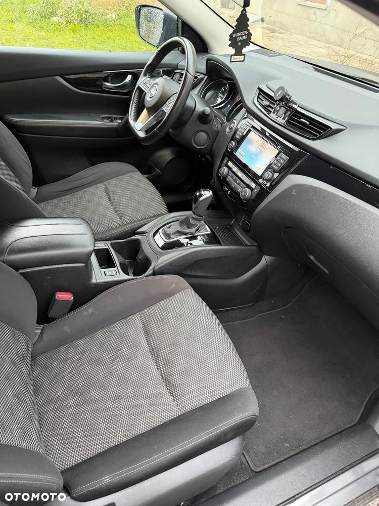 Nissan Qashqai - 10