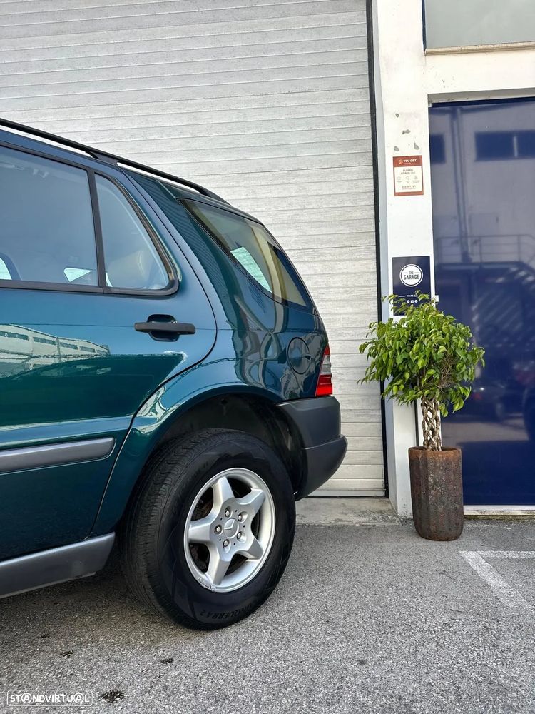 Mercedes-Benz ML 320 Standard - 15