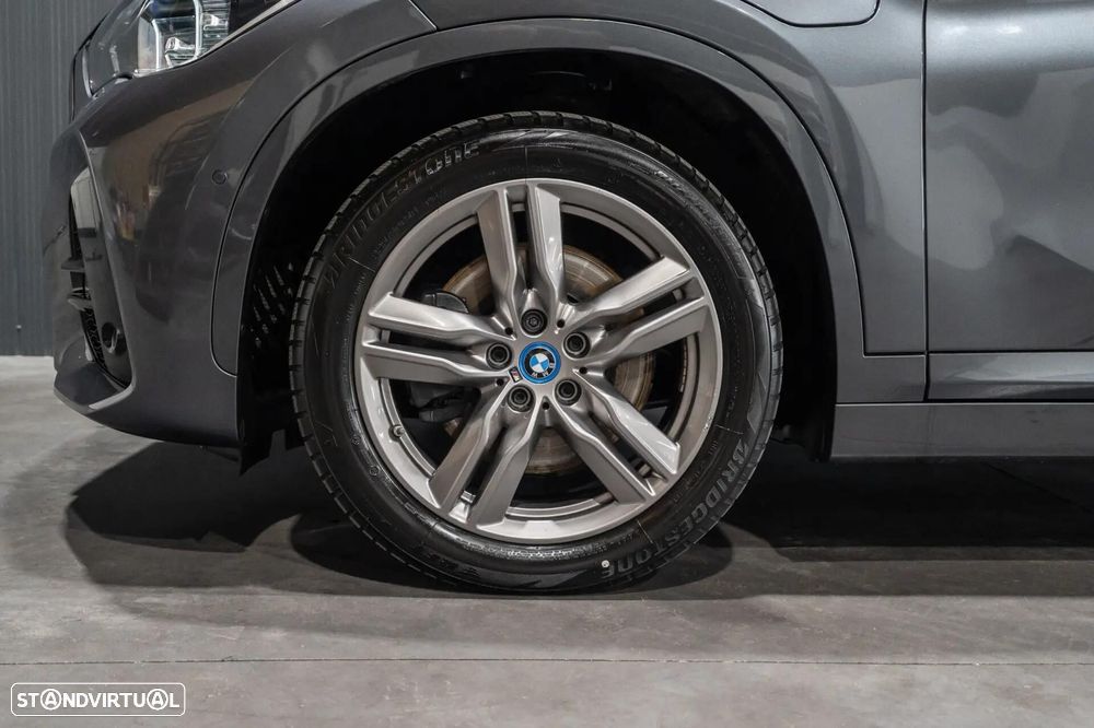 BMW X1 xDrive25e Pack Desportivo M - 27