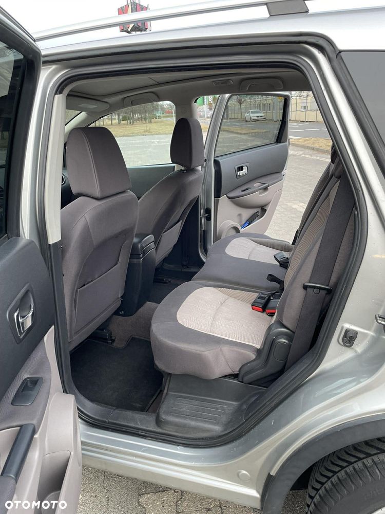 Nissan Qashqai+2 - 8