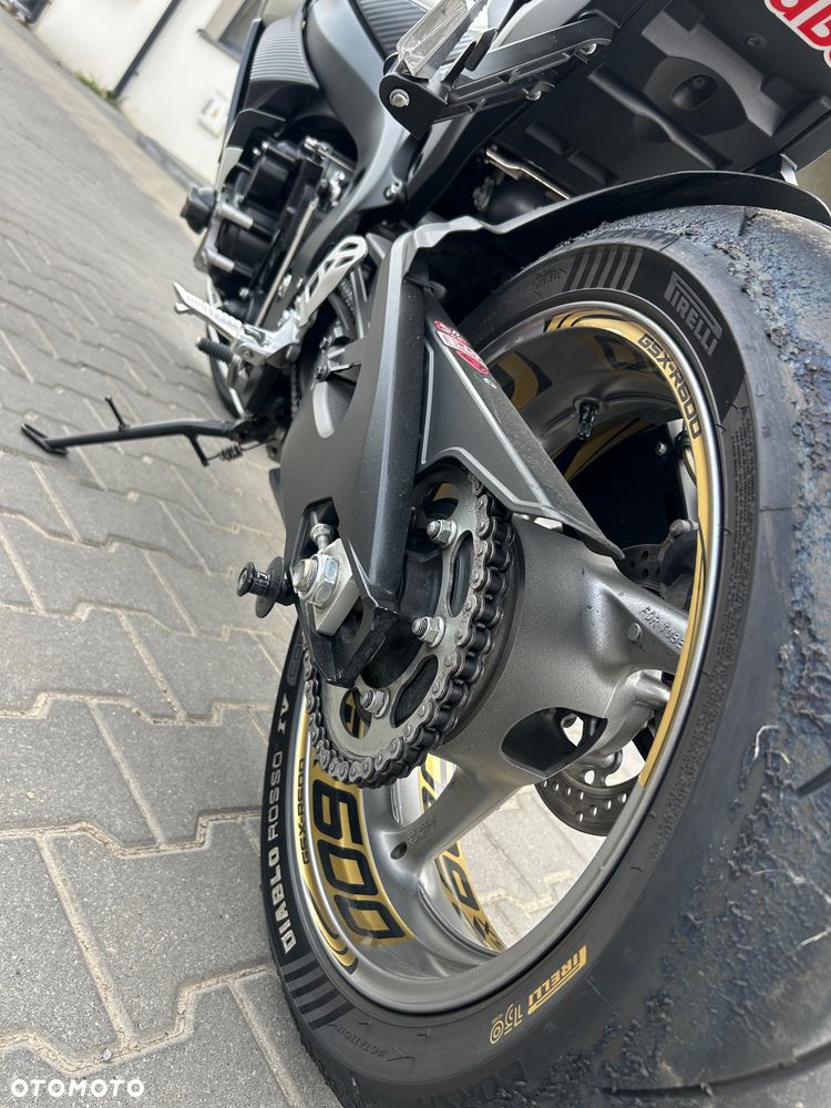 Suzuki GSX-R - 8