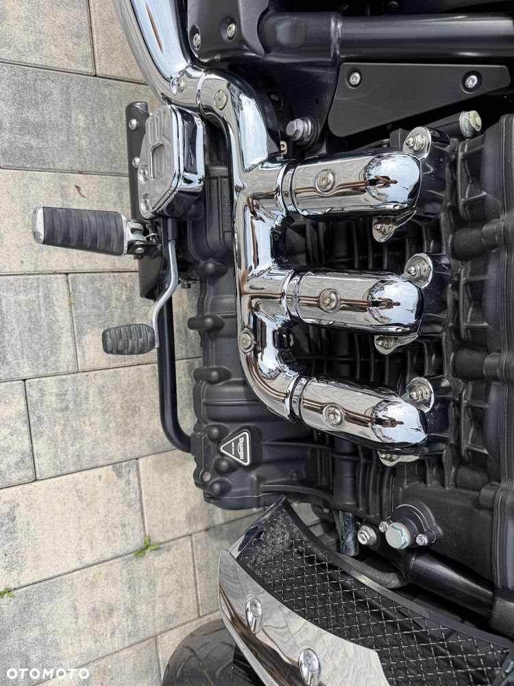 Triumph Rocket - 19