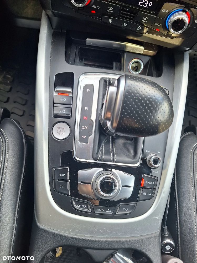 Audi Q5 2.0 TDI Quattro S tronic sport - 11