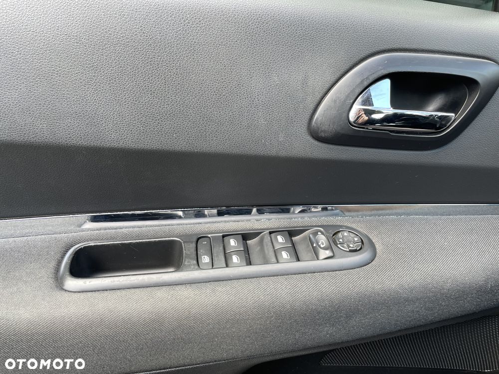 Peugeot 5008 BlueHDi 120 Active - 19