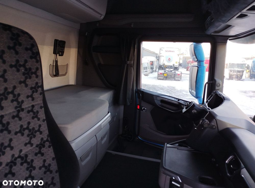 KABINA SCANIA R NTG - 8