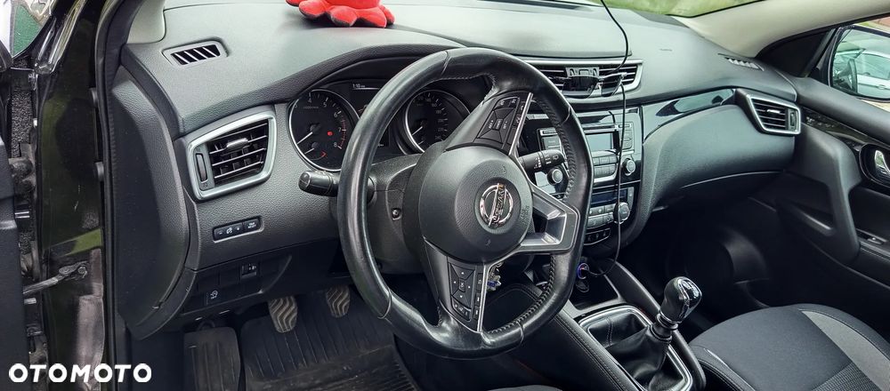 Nissan Qashqai - 22