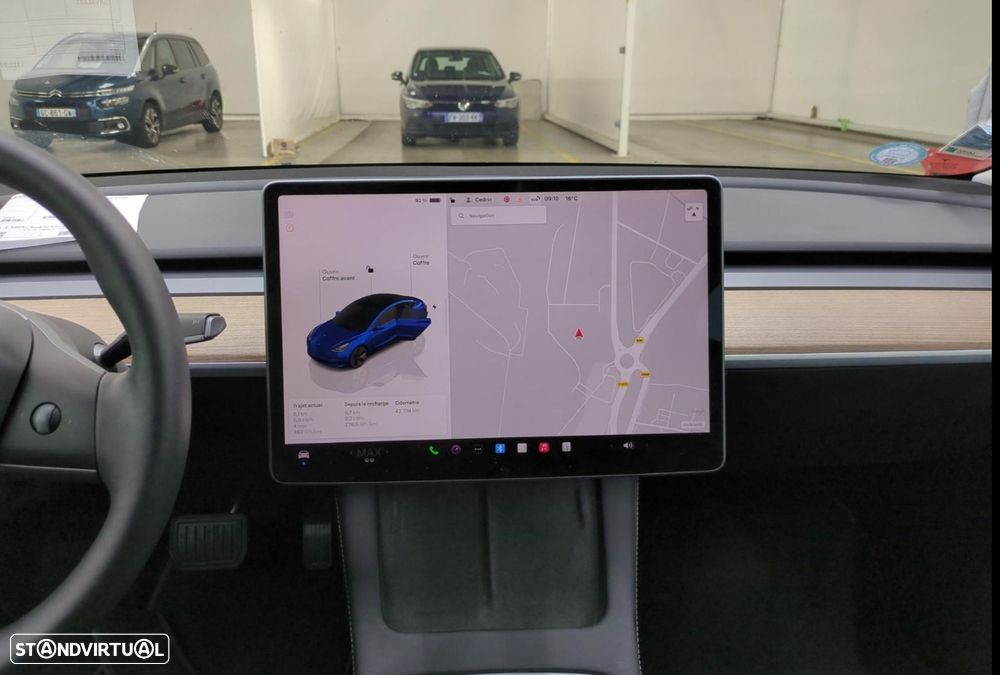 Tesla Model 3 - 5