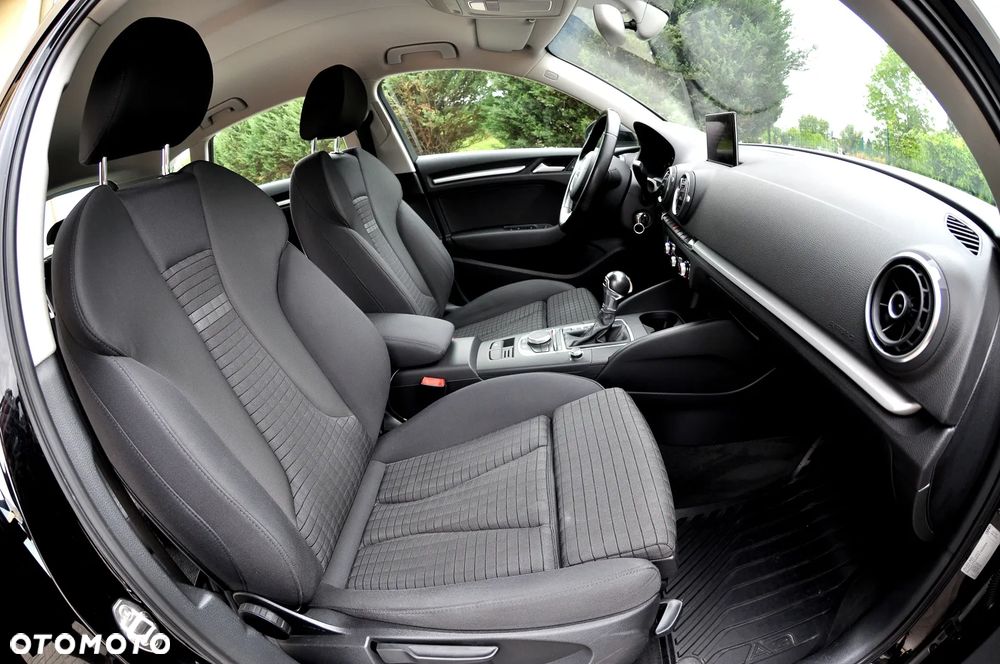 Audi A3 Sportback 1.4 TFSI S tronic Attraction - 19
