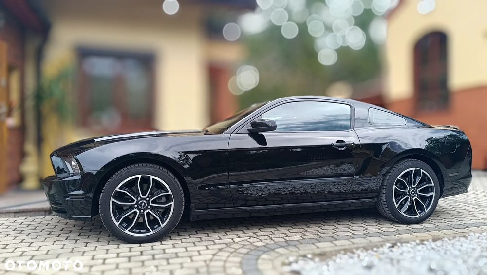 Ford Mustang 3.7 V6 Premium - 2