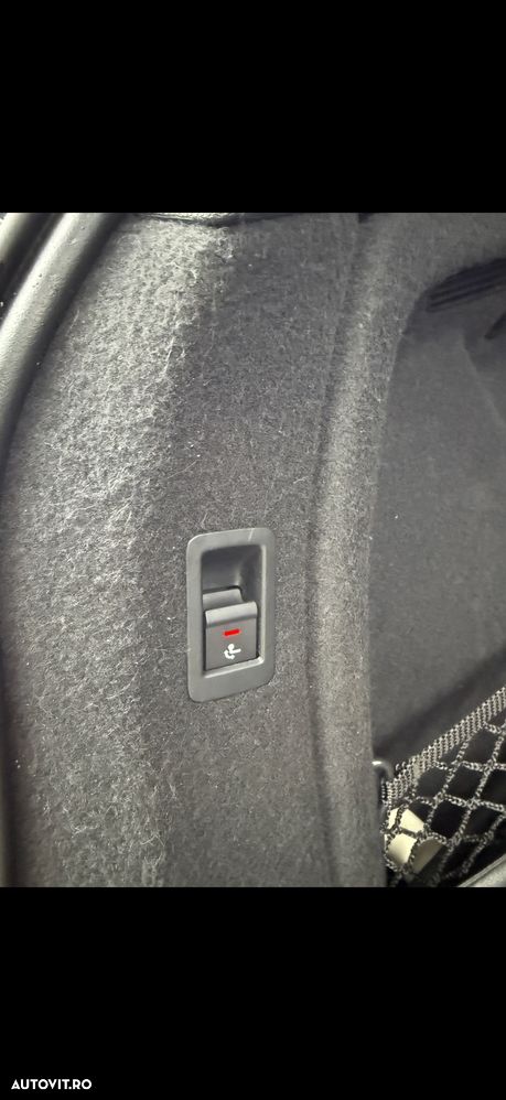 Audi A4 Avant 2.0 TDI quattro S tronic Sport - 11