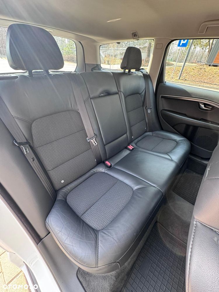Volvo V70 D3 Geartronic Momentum - 23