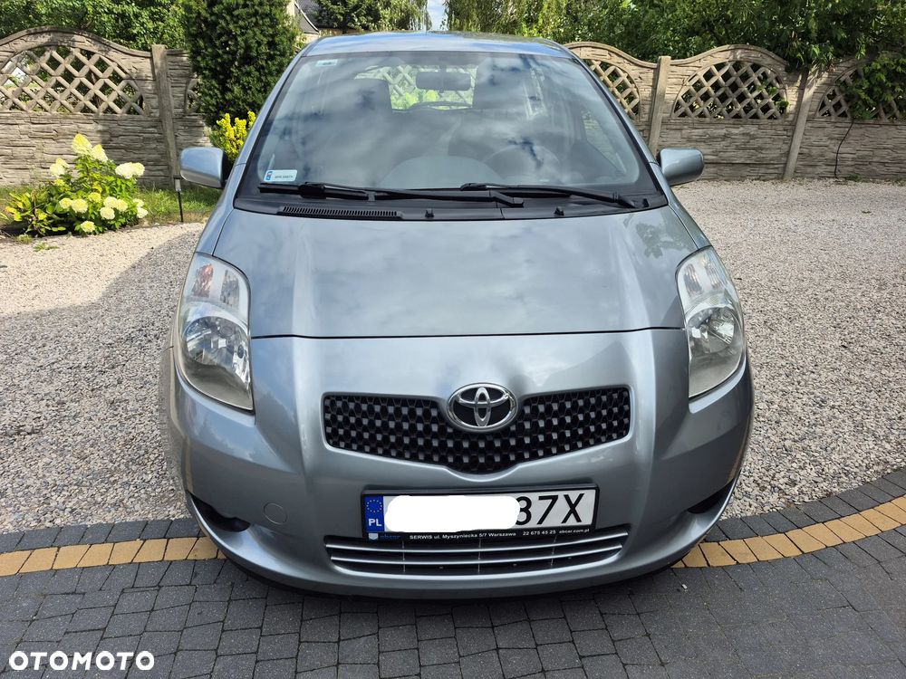 Toyota Yaris 1.3 VVT-i Sol - 12