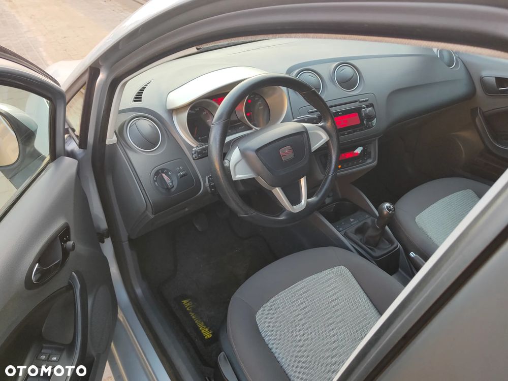 Seat Ibiza 1.4 16V Style - 11