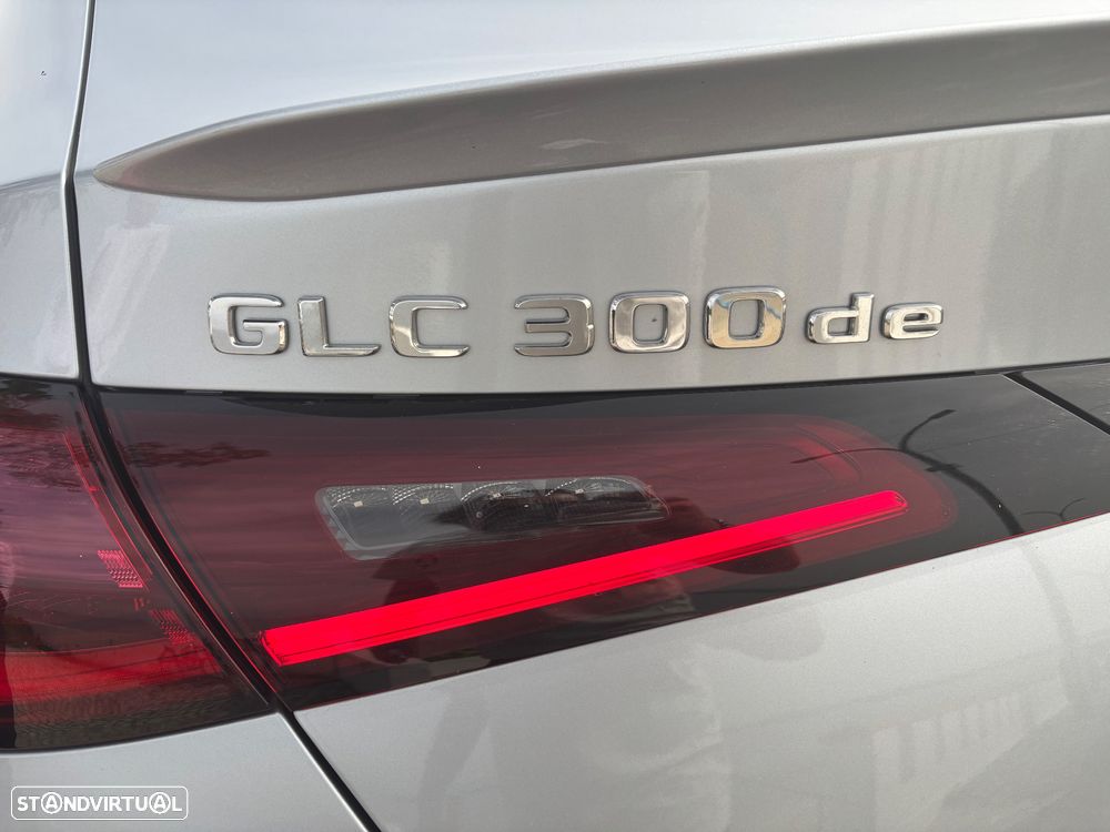 Mercedes-Benz GLC 300 de Coupe 4Matic - 33