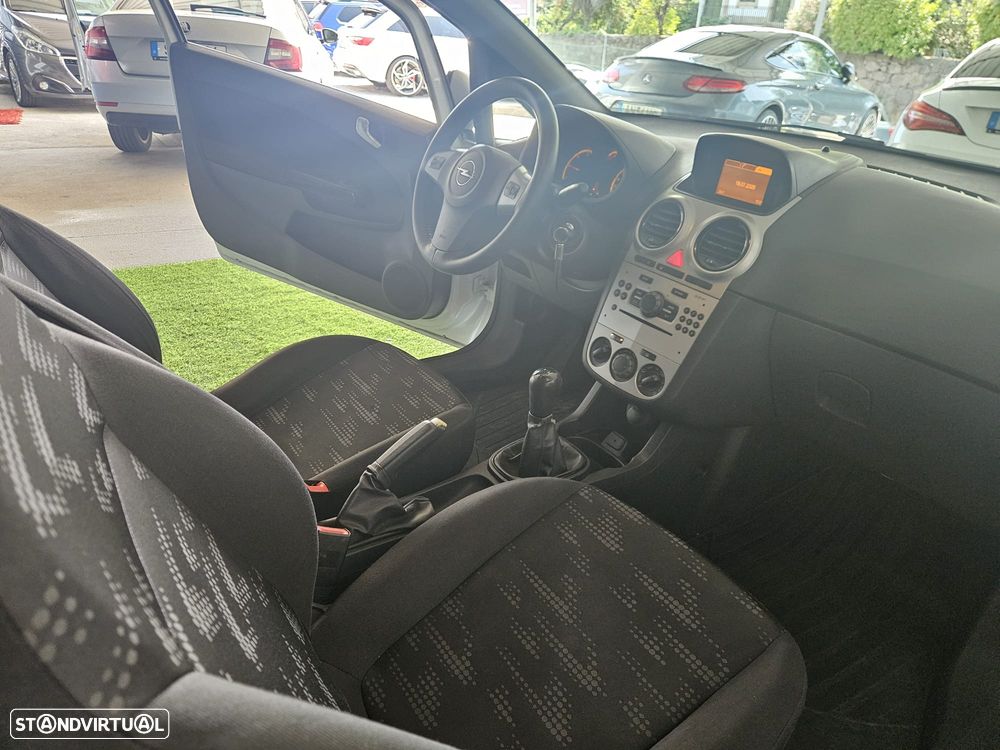 Opel CORSA D-VAN - 20
