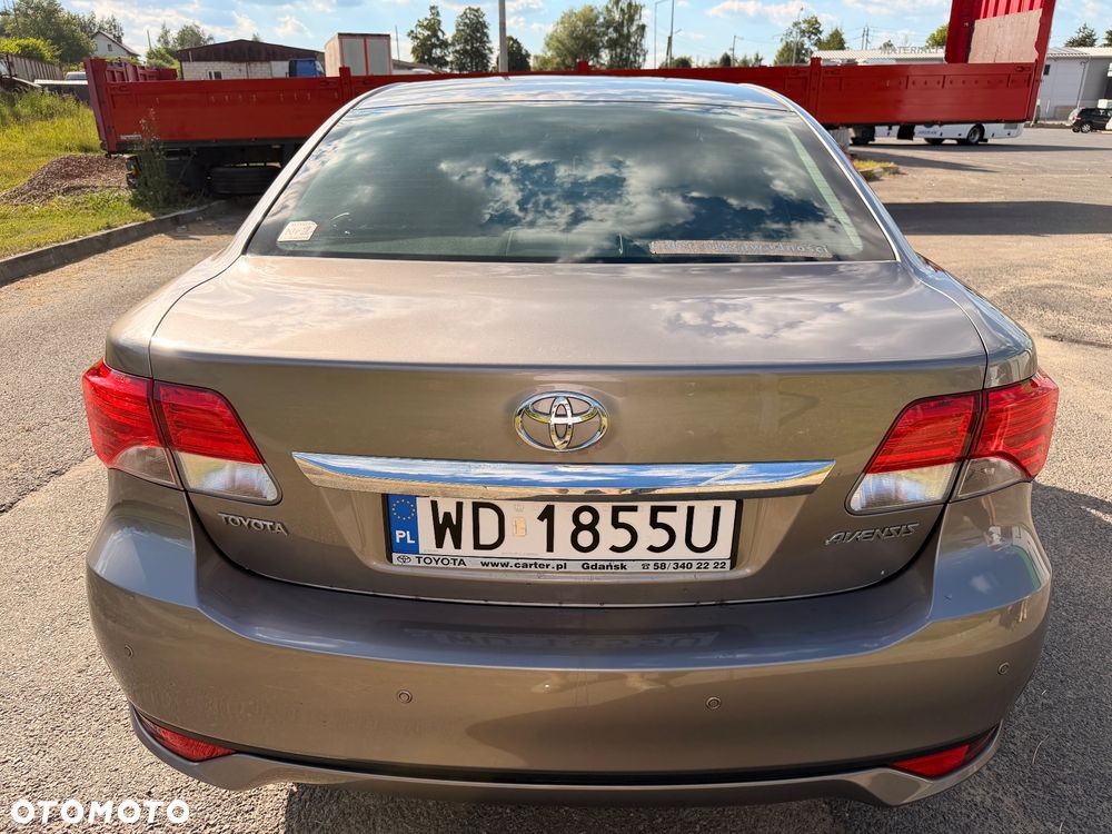 Toyota Avensis 2.0 Premium MS - 22