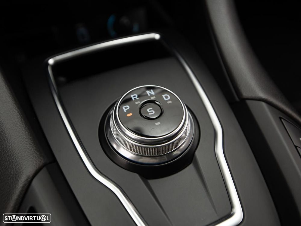 Ford Mondeo VAN 2.0  TITANIUM AUTO SW c/IVA - 17