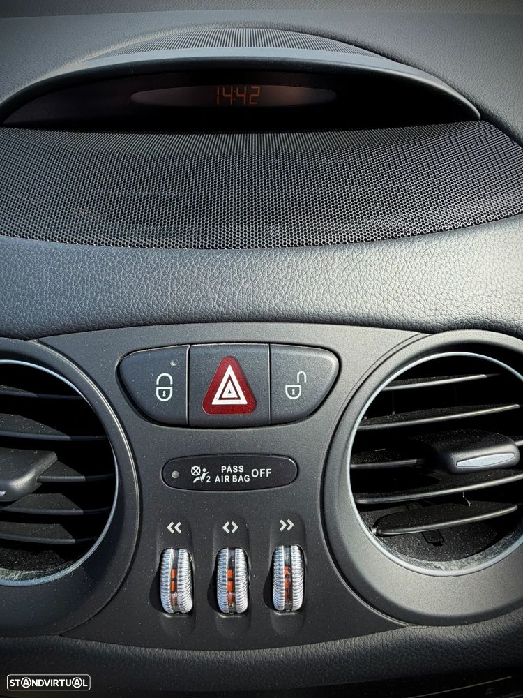 Mercedes-Benz SL 350 Standard - 22