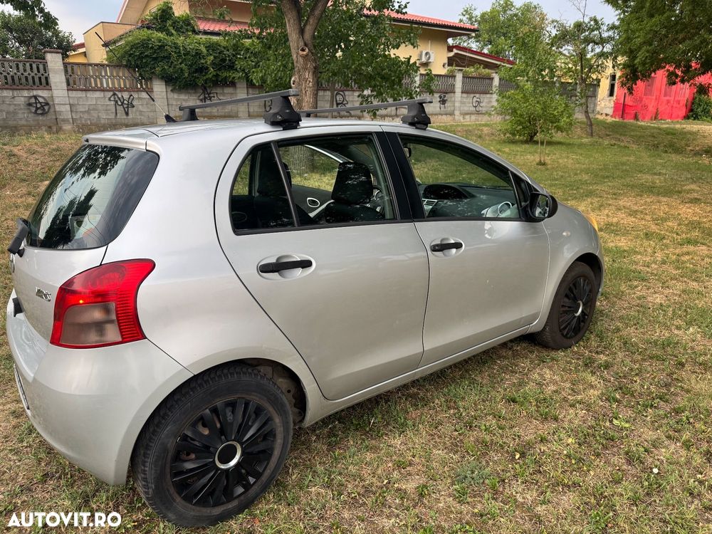 Toyota Yaris 1.0 Base - 7