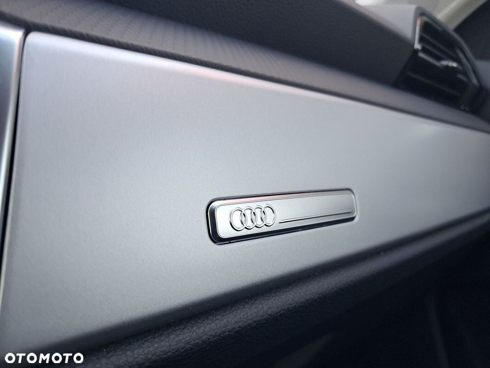 Audi Q3 - 22