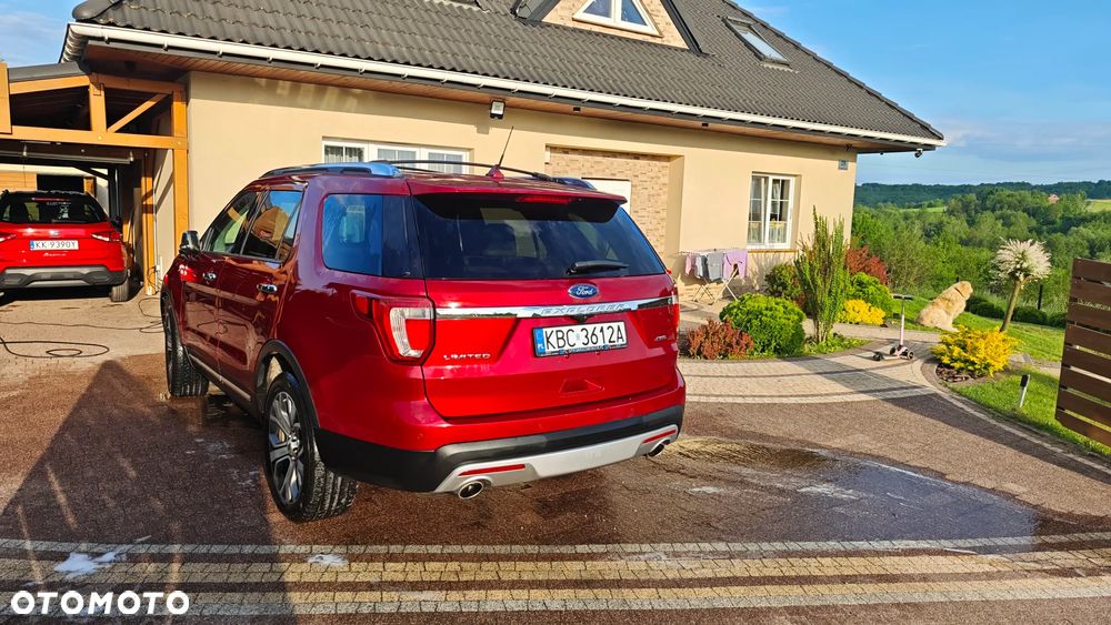 Ford Explorer - 8