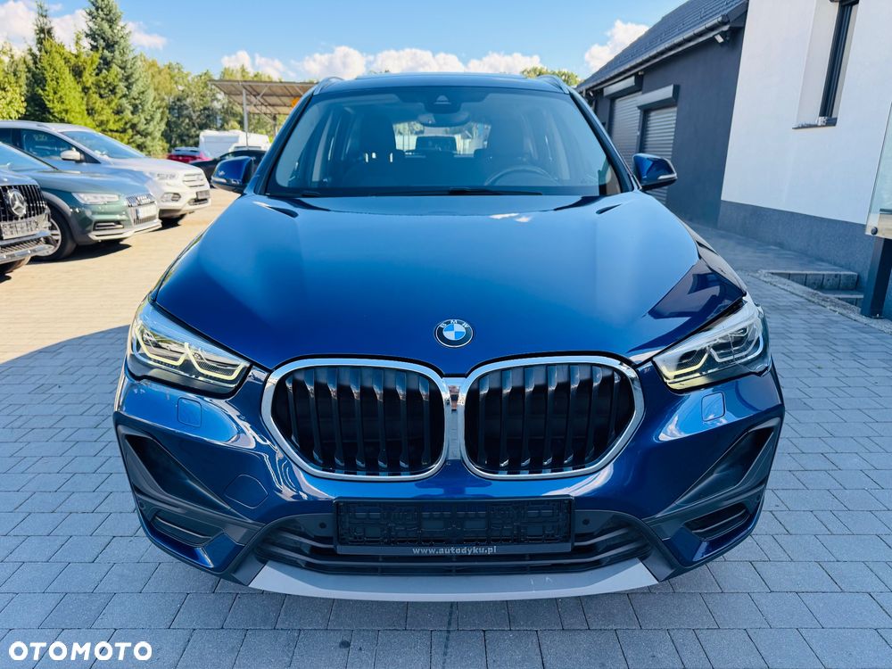 BMW X1 xDrive20i Advantage sport - 3