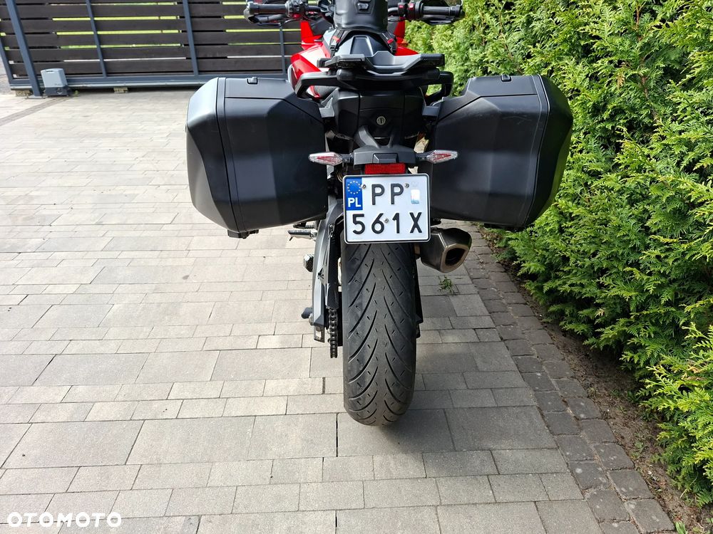 BMW XR - 36