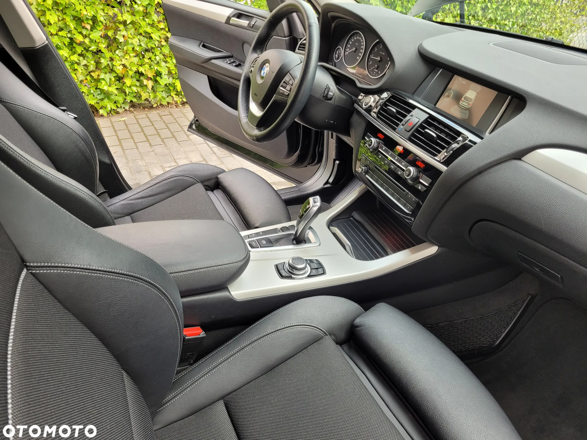 BMW X3 xDrive20i - 9